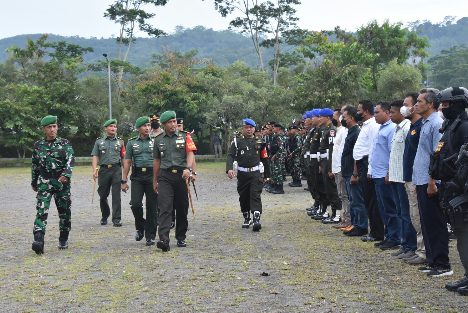 Komandan Korem 073/Makutarama Pimpin Apel Gelar Pengamanan Kunjungan Wapres